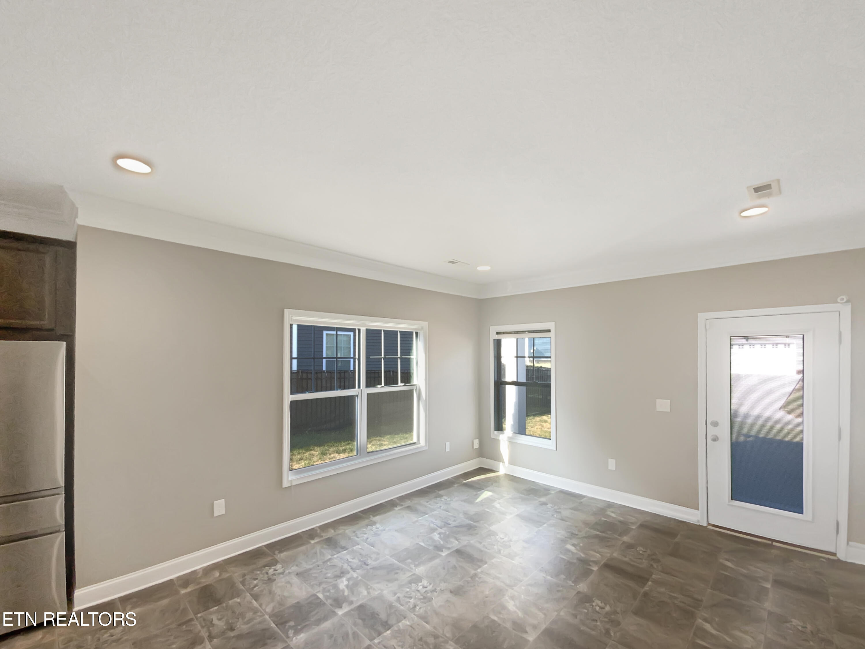 145 Hackberry Street Oak Ridge, TN 37830 - Photo 9 of 24 listing_8