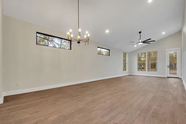 $2,400 | 336 Nene Lane, Bastrop, TX 78602