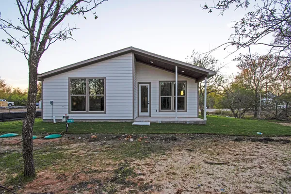 $2,400 | 336 Nene Lane, Bastrop, TX 78602