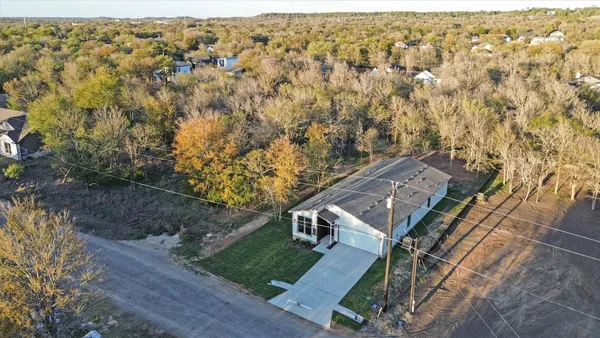 $2,400 | 336 Nene Lane, Bastrop, TX 78602
