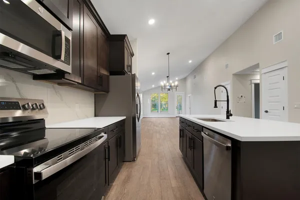 $2,400 | 336 Nene Lane, Bastrop, TX 78602