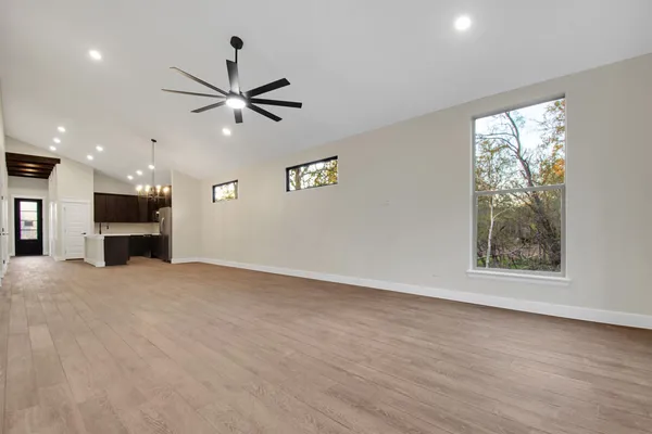 $2,400 | 336 Nene Lane, Bastrop, TX 78602