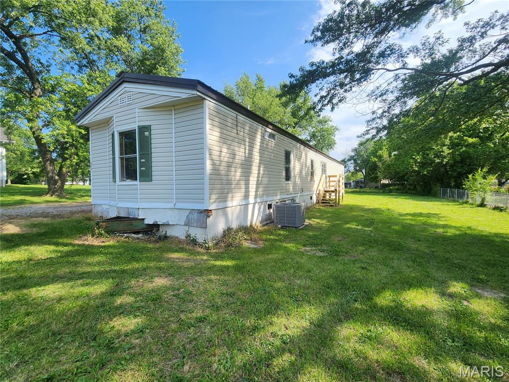 400 West Ruby Street Conway, MO 65632 - Photo 3 of 13