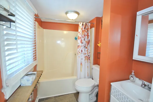 $170,000 | 801 Sommers Street, Lynchburg, VA 24501