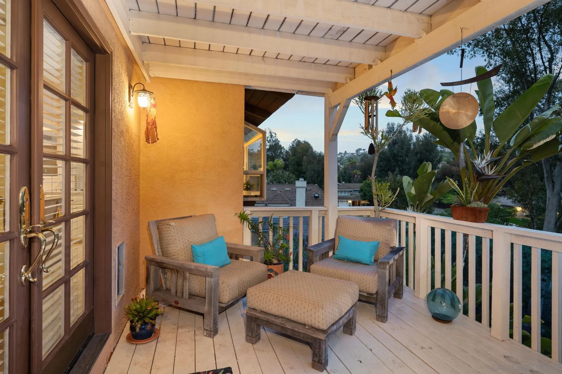 10575 Spruce Grove Avenue San Diego, CA 92131 - Photo 26 of 33 a view of balcony with furniture and wooden floor