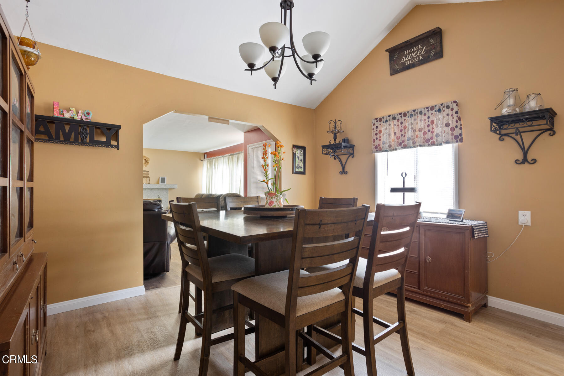 7518 Kyle Street Tujunga, CA 91042 - Photo 11 of 28 a view of a dining room with furniture