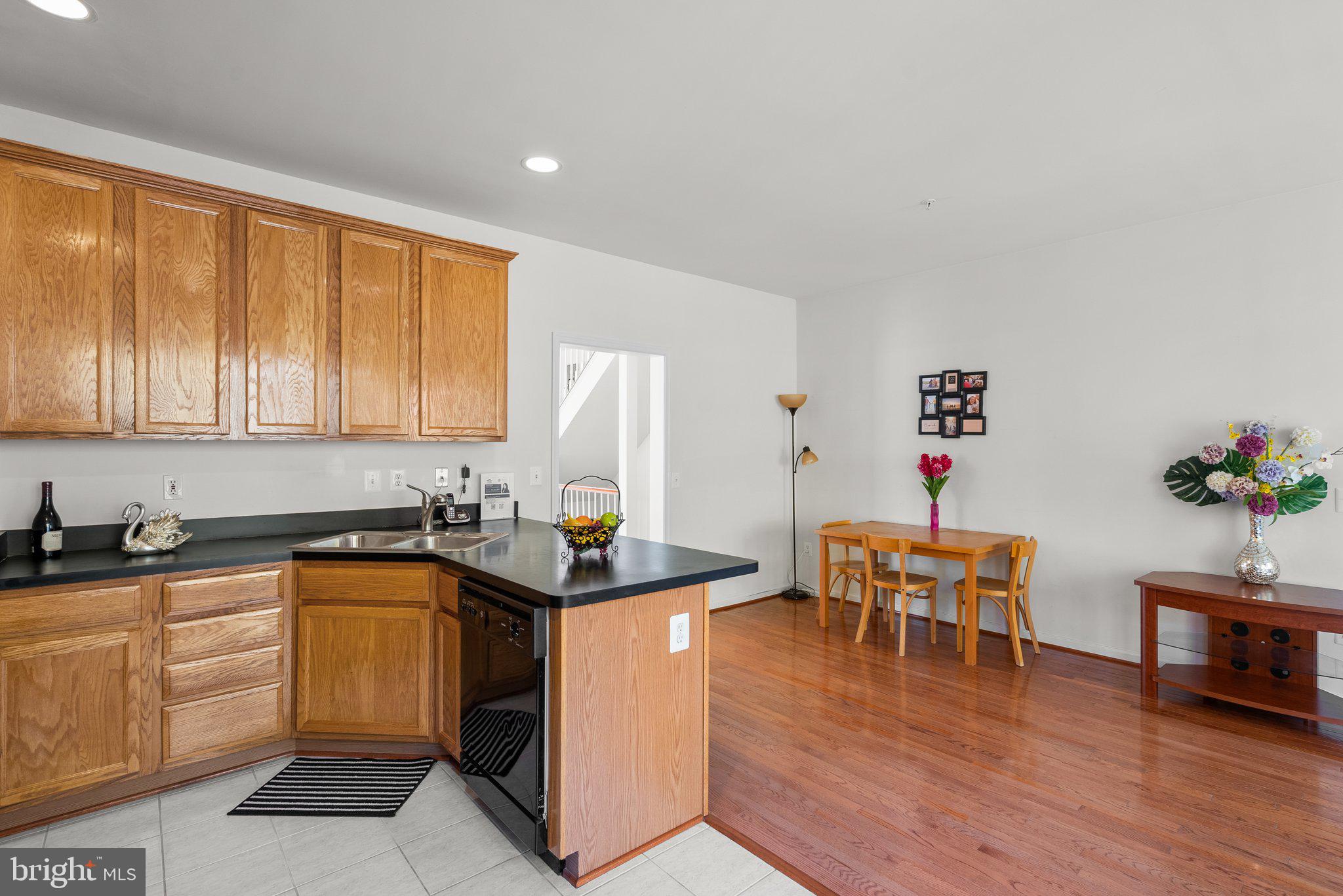 13905 Lullaby Road Germantown, MD 20874 - Photo 14 of 44 Gallery Image 14