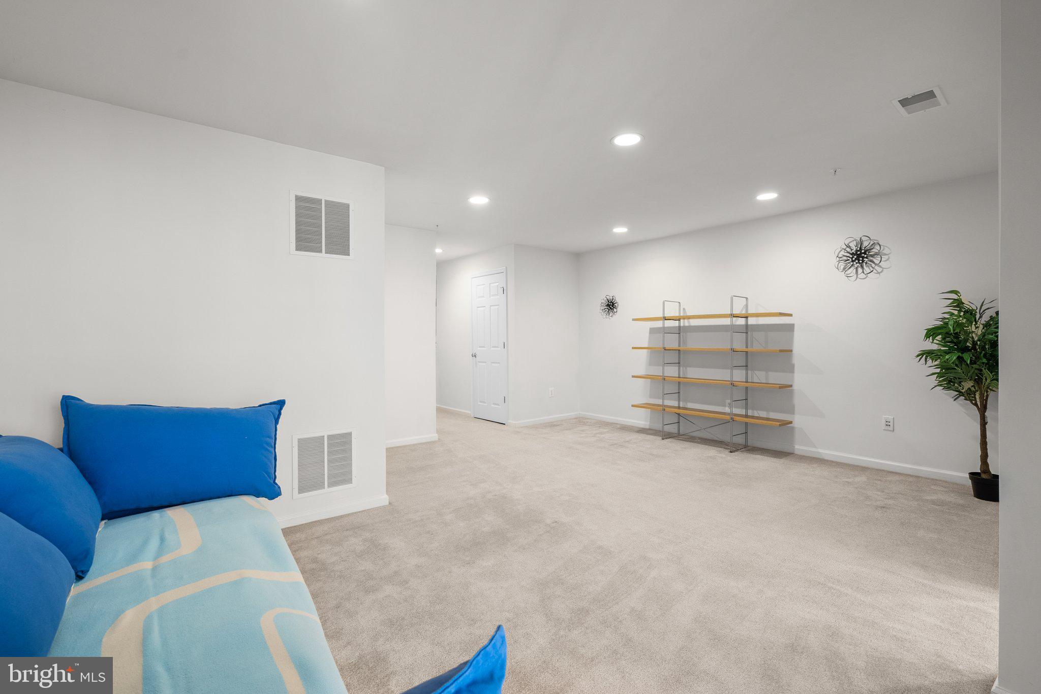 13905 Lullaby Road Germantown, MD 20874 - Photo 36 of 44 Gallery Image 36