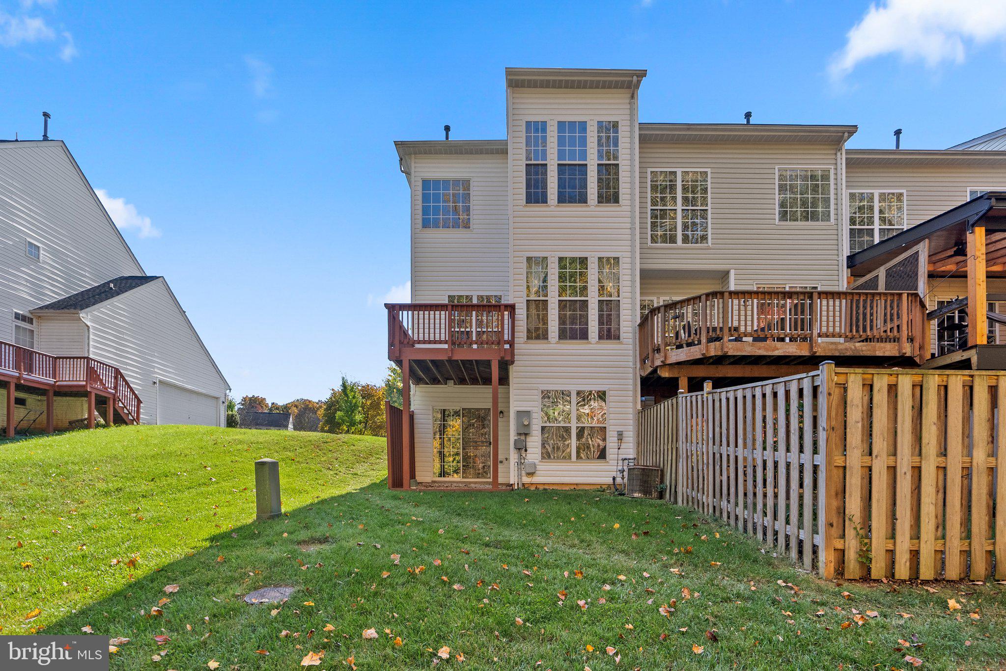 13905 Lullaby Road Germantown, MD 20874 - Photo 43 of 44 Gallery Image 43