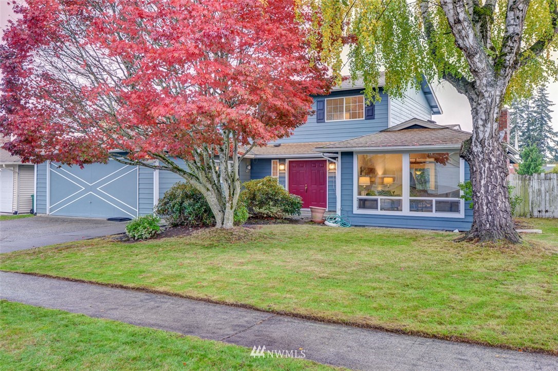 1033 Redmond Avenue Northeast Renton, WA 98056 - Photo 1 of 23 Gallery Image 1