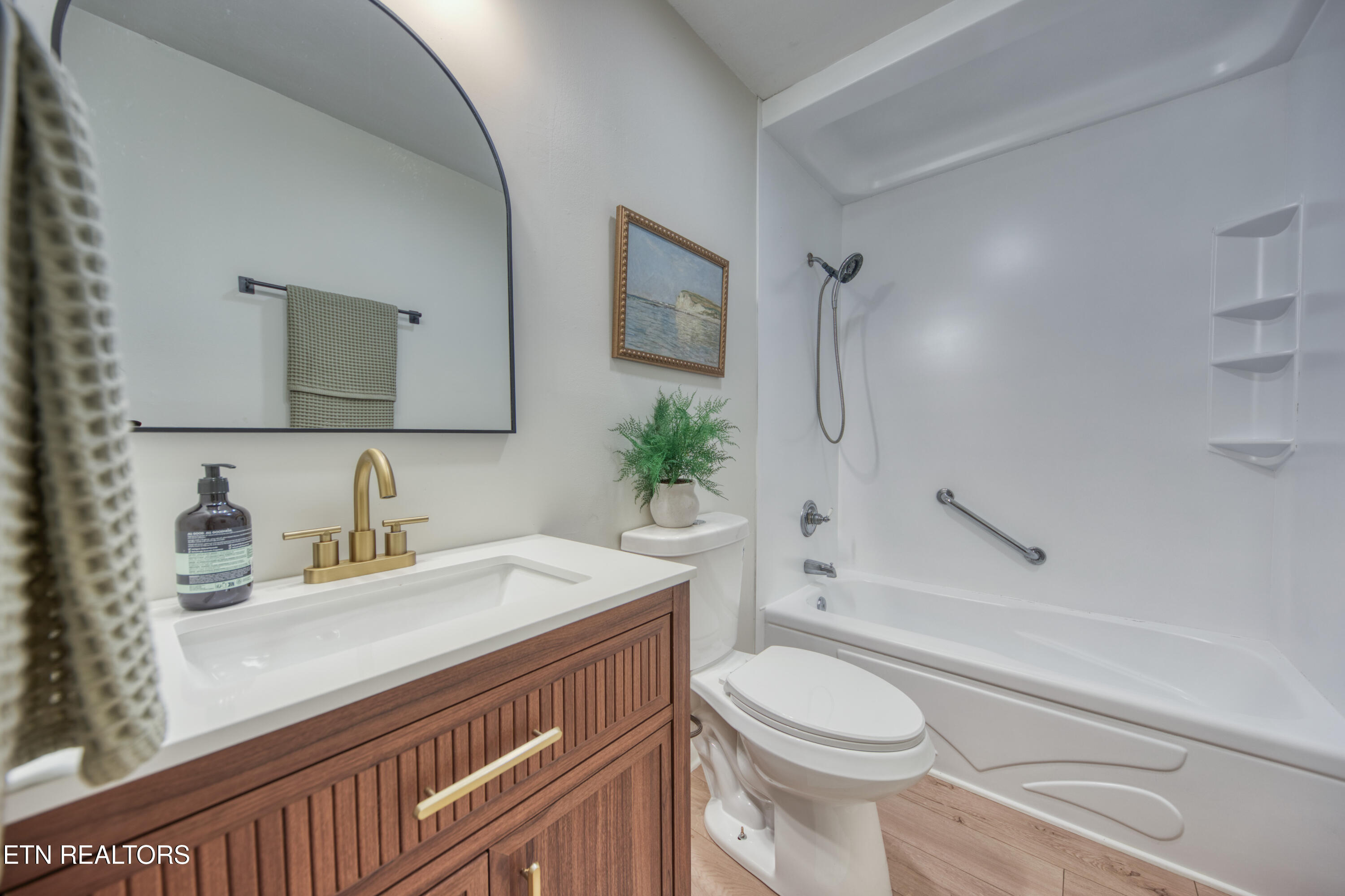 355 Walnut Valley Road Clinton, TN 37716 - Photo 9 of 24 0H3A7324_9