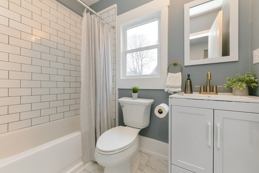 15 Chester Street Melrose, MA 02176 - Photo 15 of 26