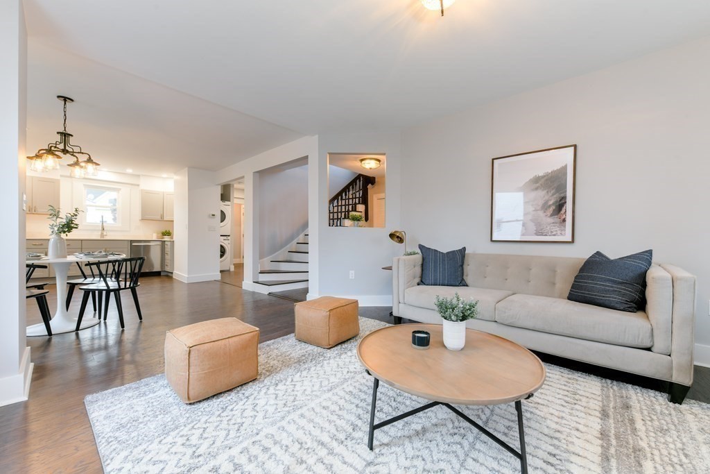 15 Chester Street Melrose, MA 02176 - Photo 6 of 26