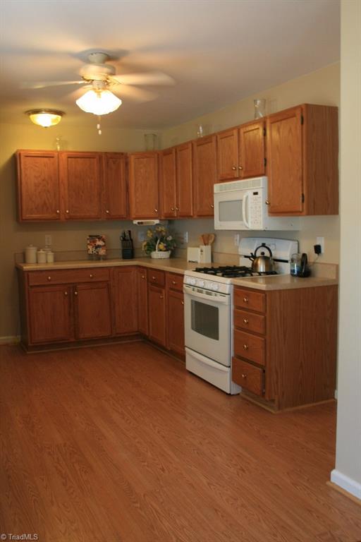 7500 Keating Drive Oak Ridge, NC 27310 - Photo 5 of 30