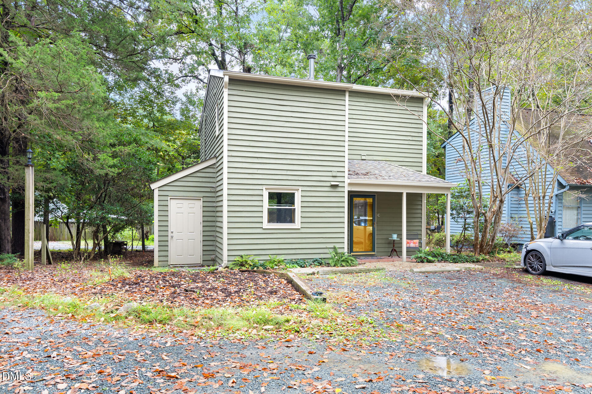 1209 C Hillsborough Road Chapel Hill, NC 27516 - Photo 2 of 33 1209-Hillsborough-2-109