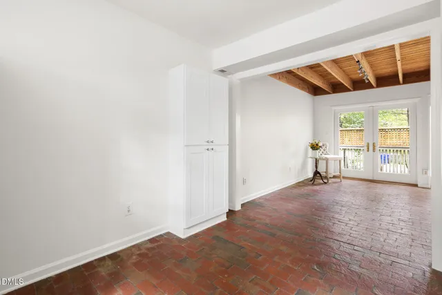 $419,000 | 1209 C Hillsborough Road, Chapel Hill, NC 27516