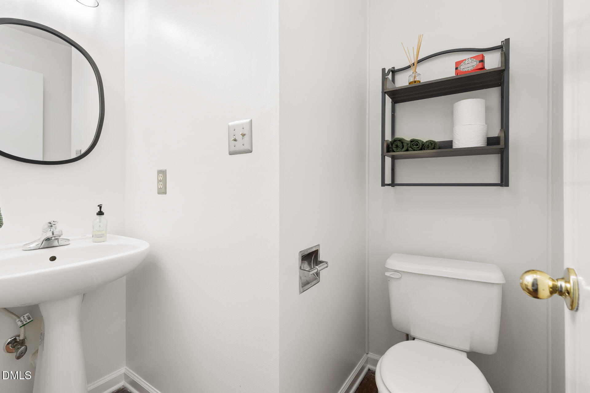 1209 C Hillsborough Road Chapel Hill, NC 27516 - Photo 25 of 33 1209-Hillsborough-UnitC-121