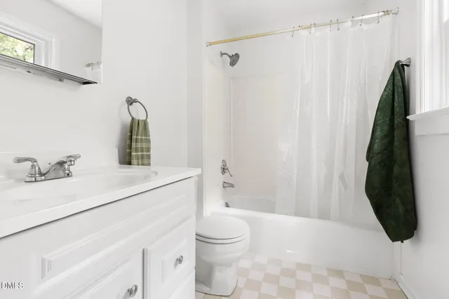 $419,000 | 1209 C Hillsborough Road, Chapel Hill, NC 27516