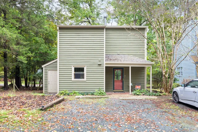 $419,000 | 1209 C Hillsborough Road, Chapel Hill, NC 27516