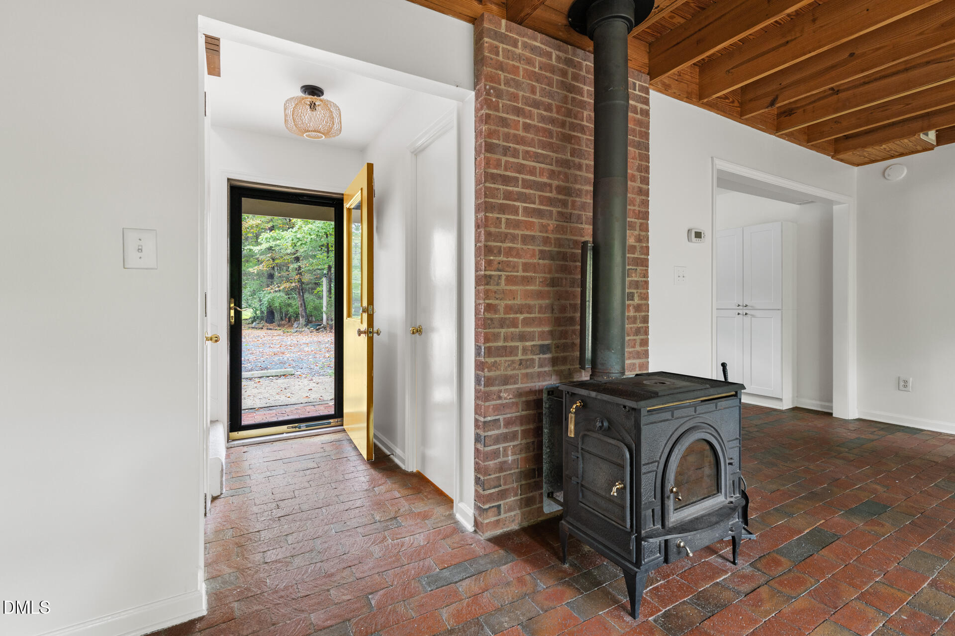 1209 C Hillsborough Road Chapel Hill, NC 27516 - Photo 6 of 33 1209-Hillsborough-2-100