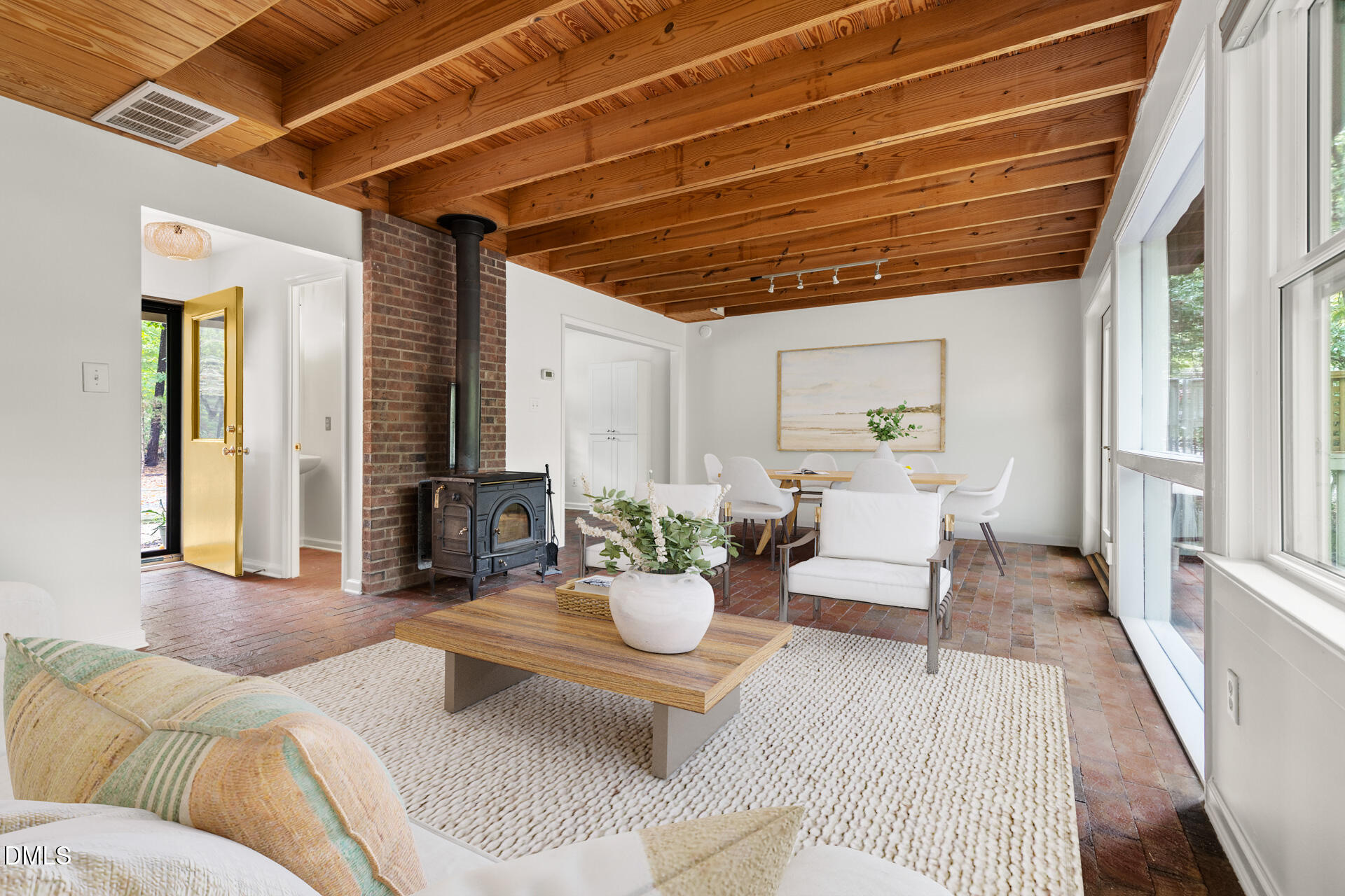 1209 C Hillsborough Road Chapel Hill, NC 27516 - Photo 7 of 33 1209-Hillsborough-2-102