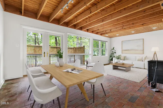 $419,000 | 1209 C Hillsborough Road, Chapel Hill, NC 27516