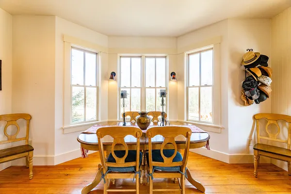 $565,000 | 55 Fire Road 4, Warren, ME 04864