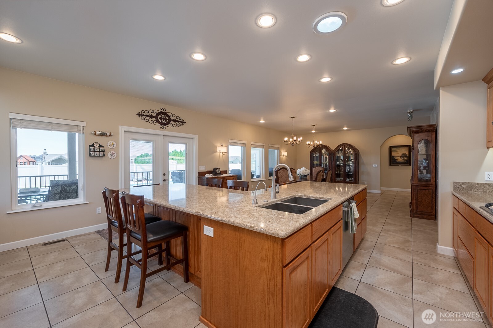 5094 Rd K.8 Northeast Moses Lake, WA 98837 - Photo 14 of 40
