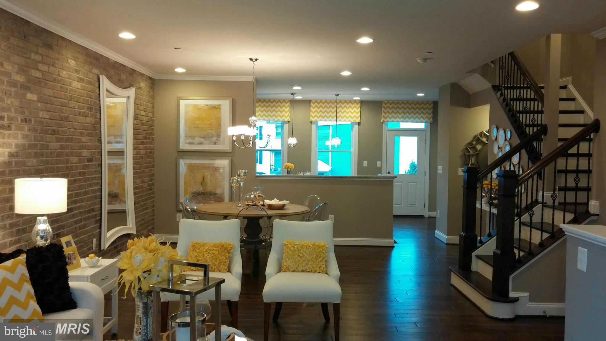 48 Maxwell Square Frederick, MD 21701 - Photo 8 of 19 Interior (General)
