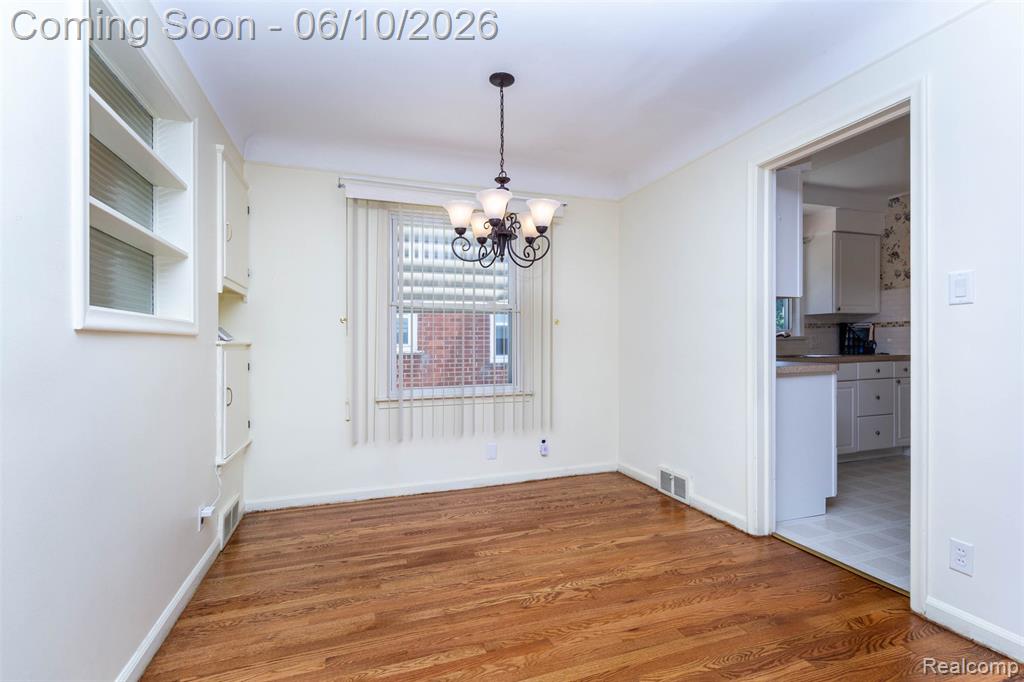 14869 Champaign Road Allen Park, MI 48101 - Photo 9 of 34