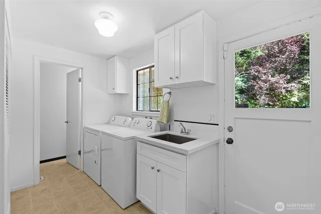 $974,500 | 9420 Veterans Drive Southwest, Lakewood, WA 98498