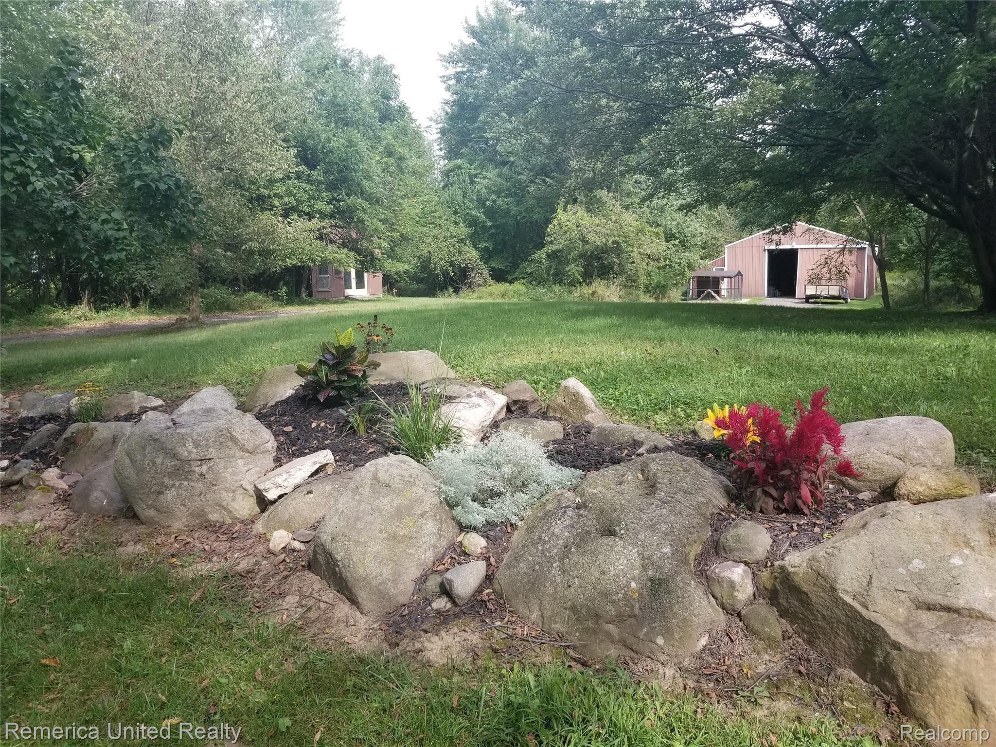 8246 North Latson Road Howell, MI 48855 - Photo 32 of 32 Landscaping