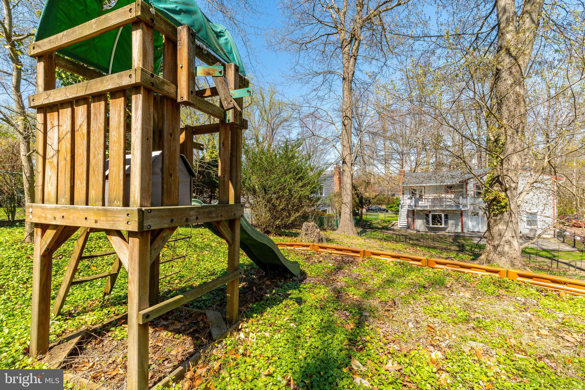 583 Lake Boulevard Lindenwold, NJ 08021 - Photo 50 of 51 a view of an house with backyard and trees