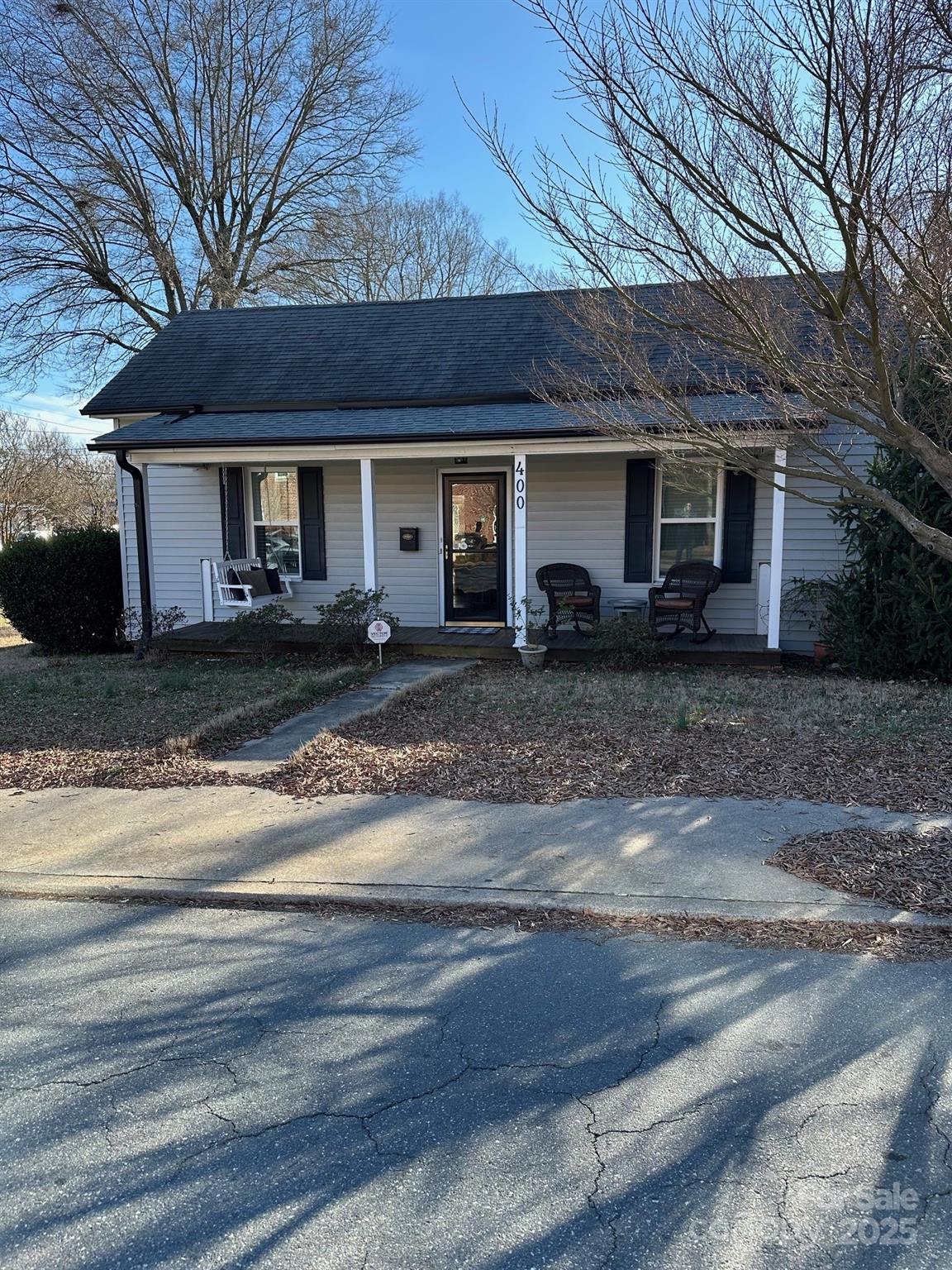 400 Martin Luther King Jr Avenue Kannapolis, NC 28083 - Photo 1 of 35 a front view of a house with yard