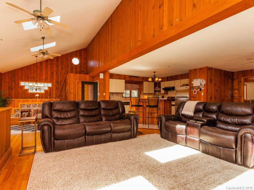 17 Bee Ridge Road Asheville, NC 28803 - Photo 2 of 24 Gallery Image 2