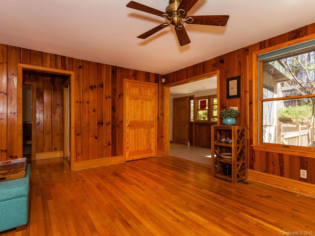 17 Bee Ridge Road Asheville, NC 28803 - Photo 12 of 24 Gallery Image 12