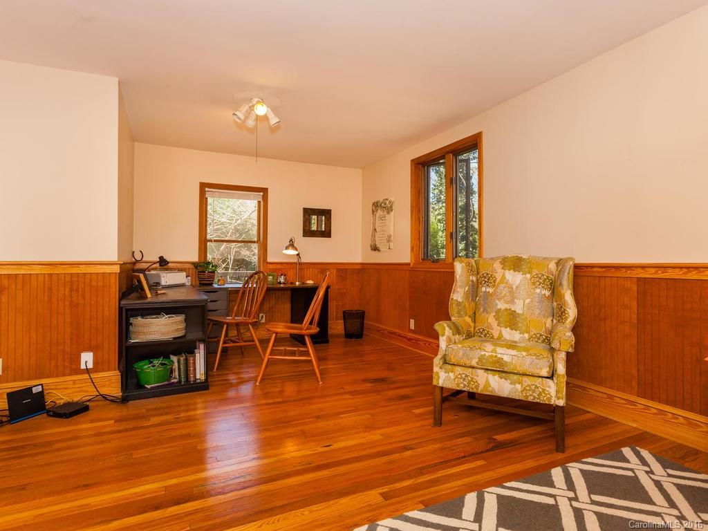 17 Bee Ridge Road Asheville, NC 28803 - Photo 14 of 24 Gallery Image 14