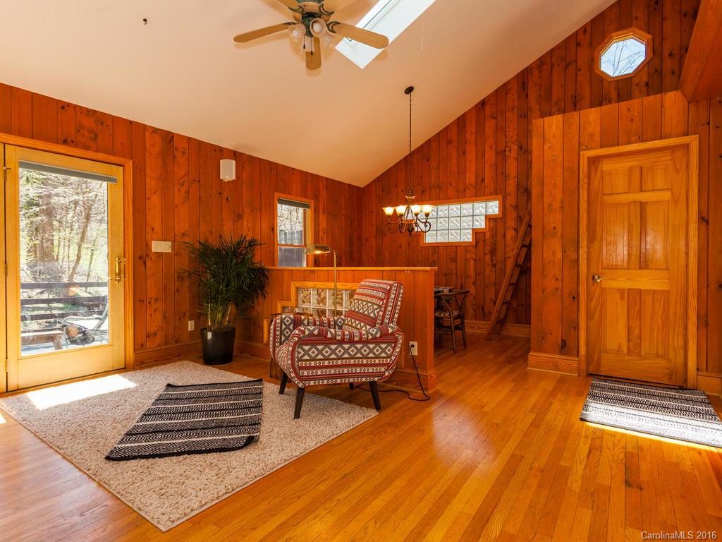 17 Bee Ridge Road Asheville, NC 28803 - Photo 7 of 24 Gallery Image 7