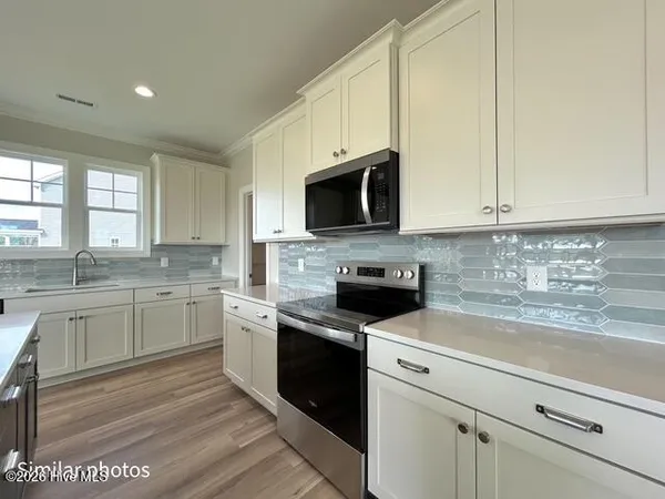 $505,000 | 757 Aria Lane, Hubert, NC 28539