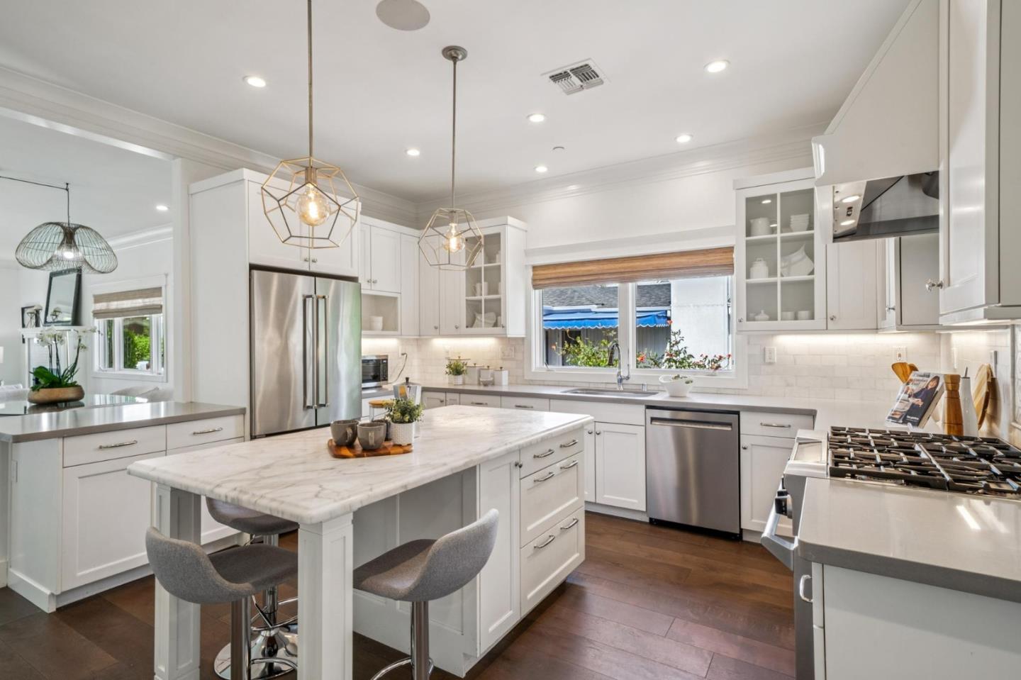 818 Crossway Road Burlingame, CA 94010 - Photo 12 of 67 Gallery Image 12