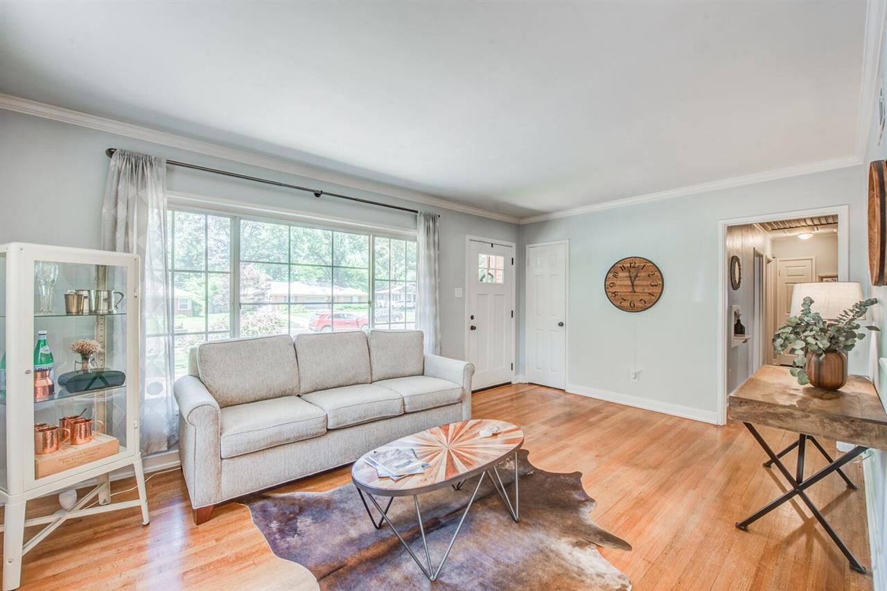 4147 Sequoia Road Memphis, TN 38117 - Photo 3 of 25