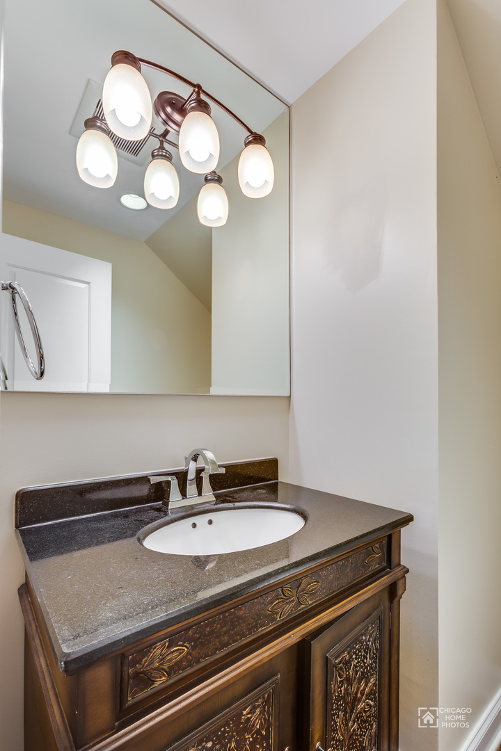 932 Westmoor Road Winnetka, IL 60093 - Photo 4 of 29