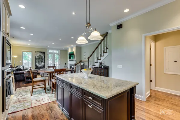 $8,200 | 932 Westmoor Road, Winnetka, IL 60093