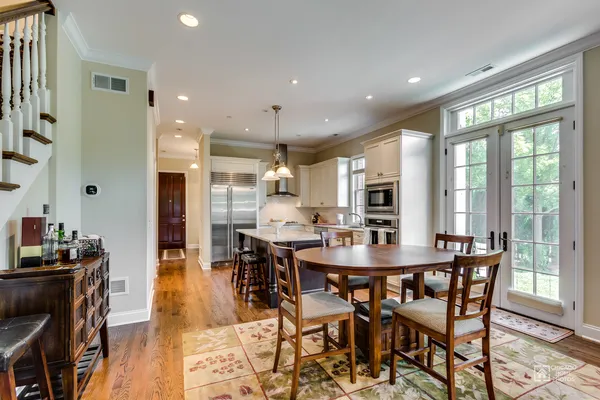 $8,200 | 932 Westmoor Road, Winnetka, IL 60093