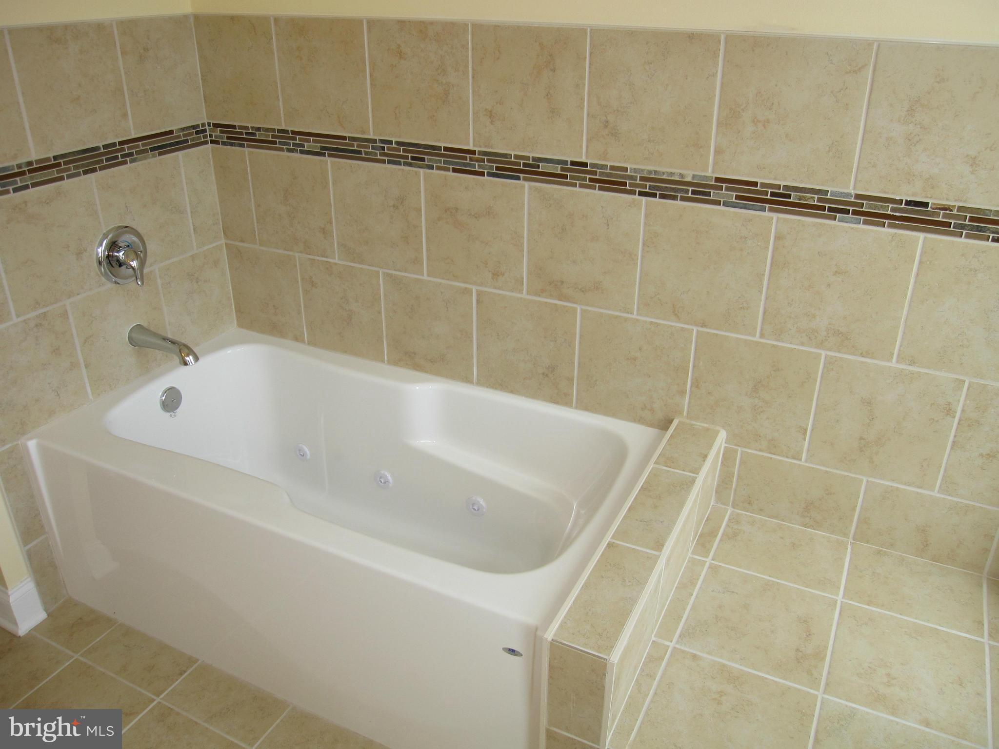 1410 North Bond Street Baltimore, MD 21213 - Photo 15 of 30 Bath (Master)
