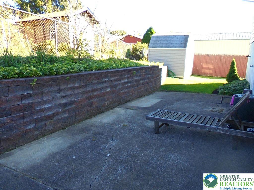 1217 Salisbury Road Allentown, PA 18103 - Photo 20 of 21 a view of a back yard of a house