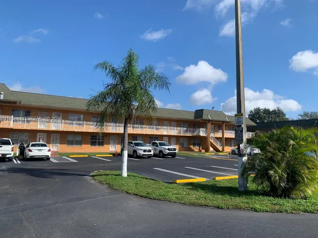 $1,400 | 271 Northwest 177th Street, Unit B117, Miami Gardens, FL 33169