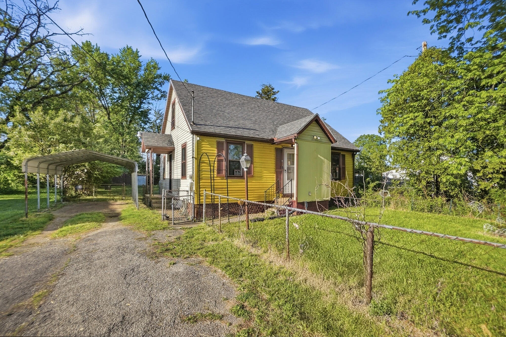 505 Highview Avenue Springfield, OH 45505 - Photo 1 of 23