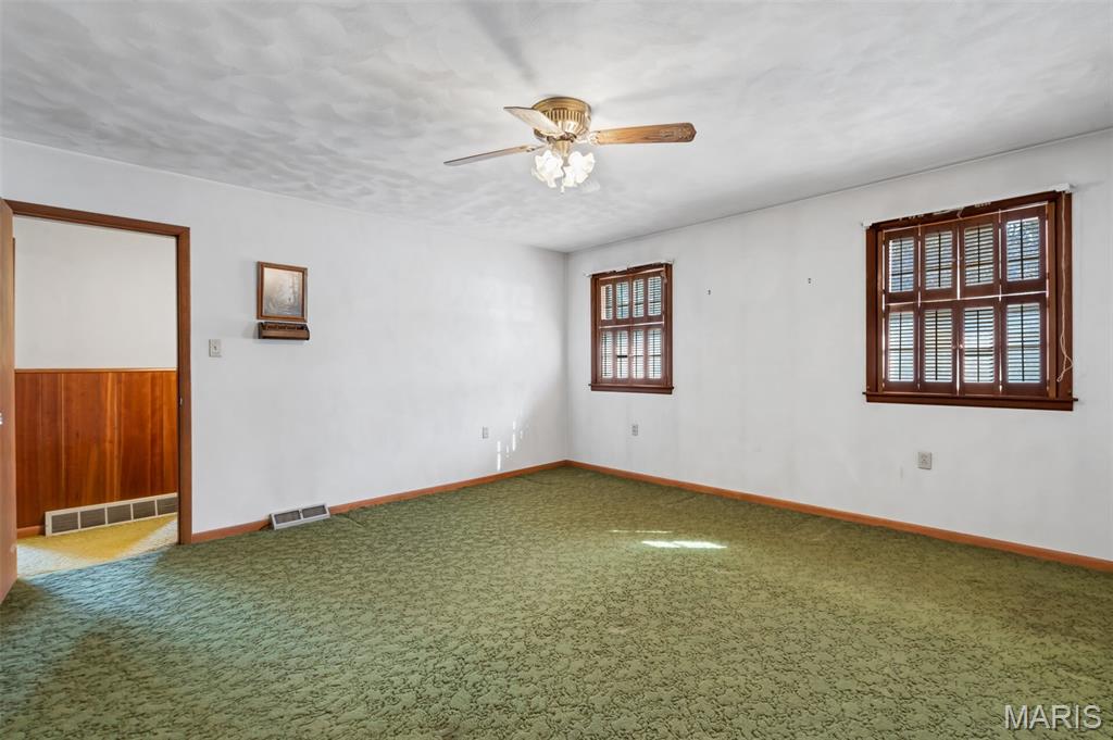 5297 Brighton Bunker Hill Road Bunker Hill, IL 62014 - Photo 27 of 39