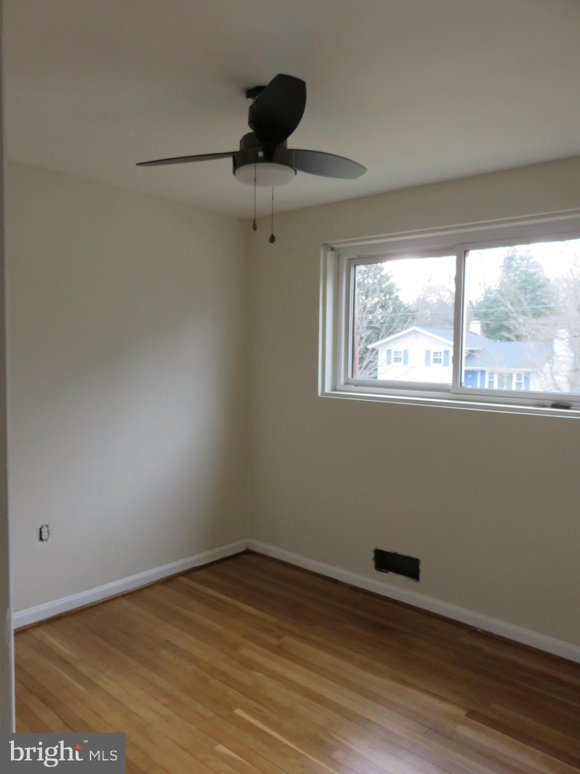 9705 Holmhurst Road Bethesda, MD 20817 - Photo 8 of 13 Bedroom 1